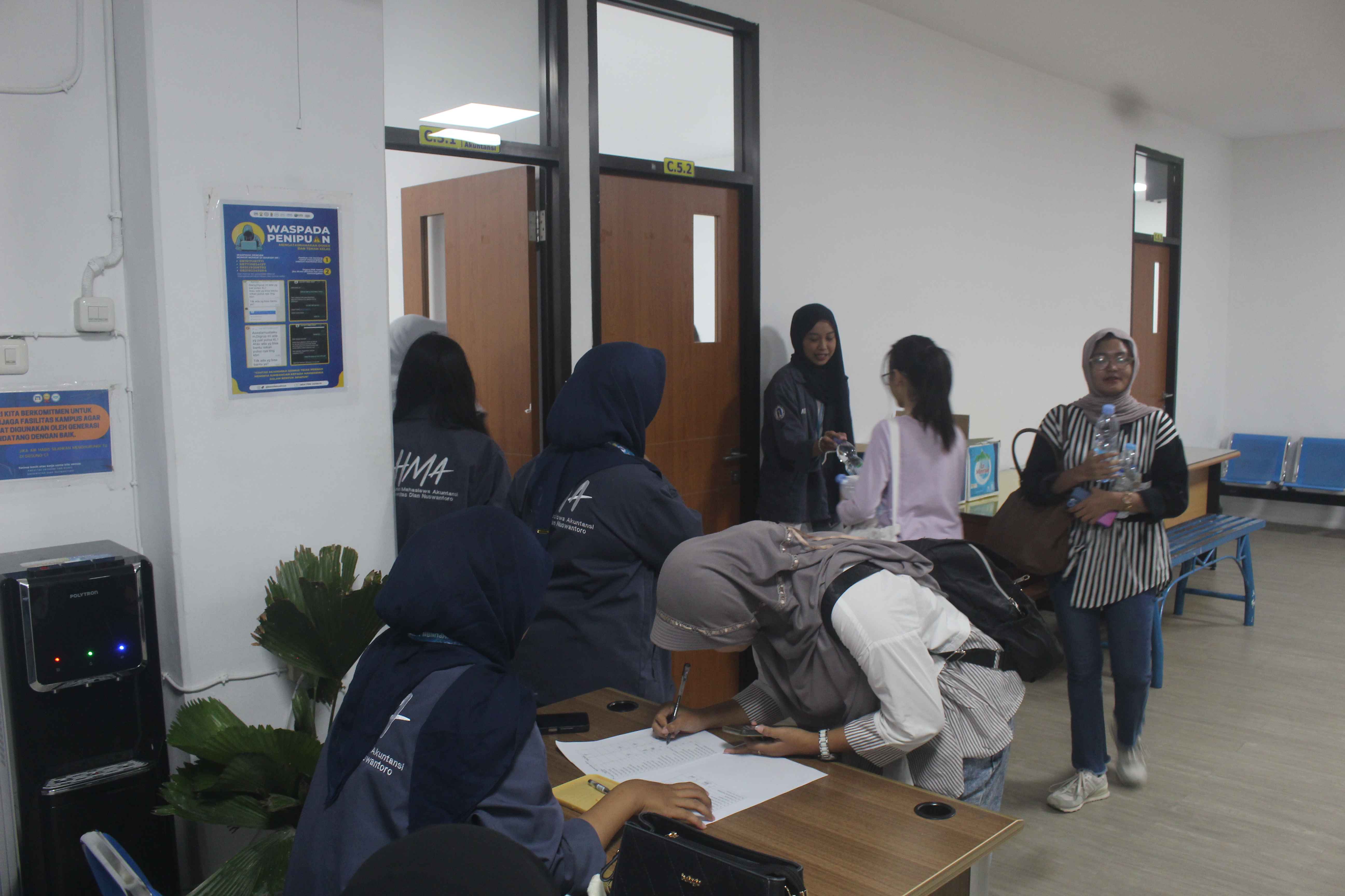 Open Gate & Presensi Peserta